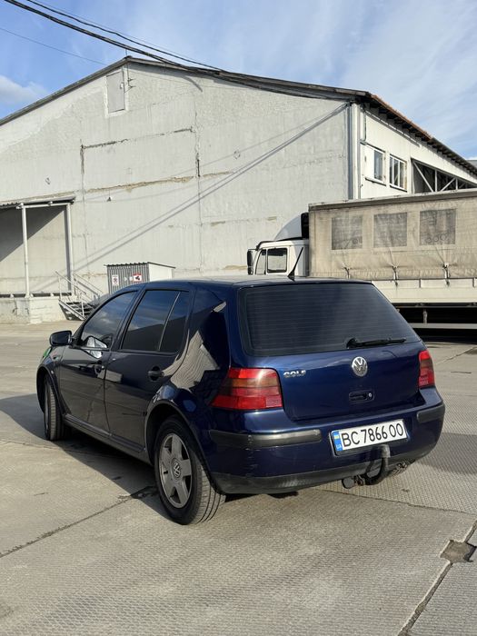 Golf 4 в гарному стані