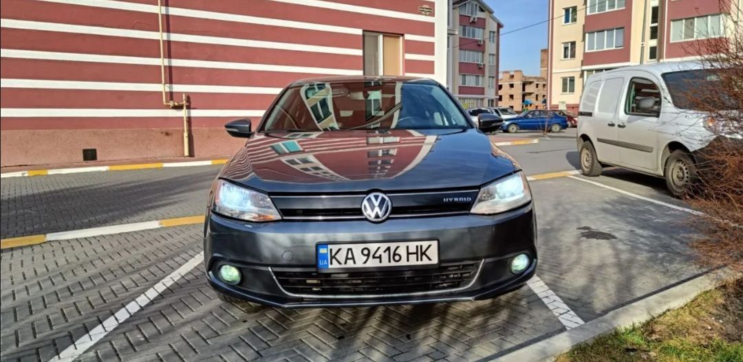 Продам Jetta 6 hybrid