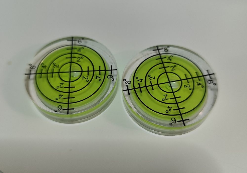 Уровни пузырьковые для настройки проигрывателя винила