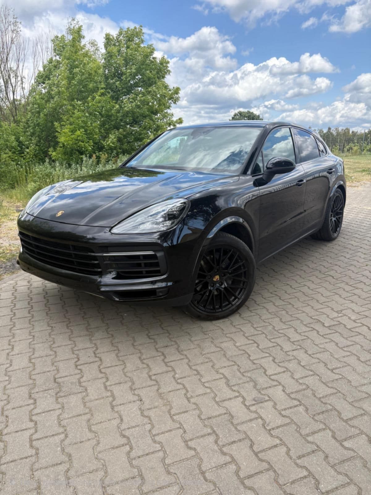 Sprzedam Porshe Cayenne - Faktura VAT