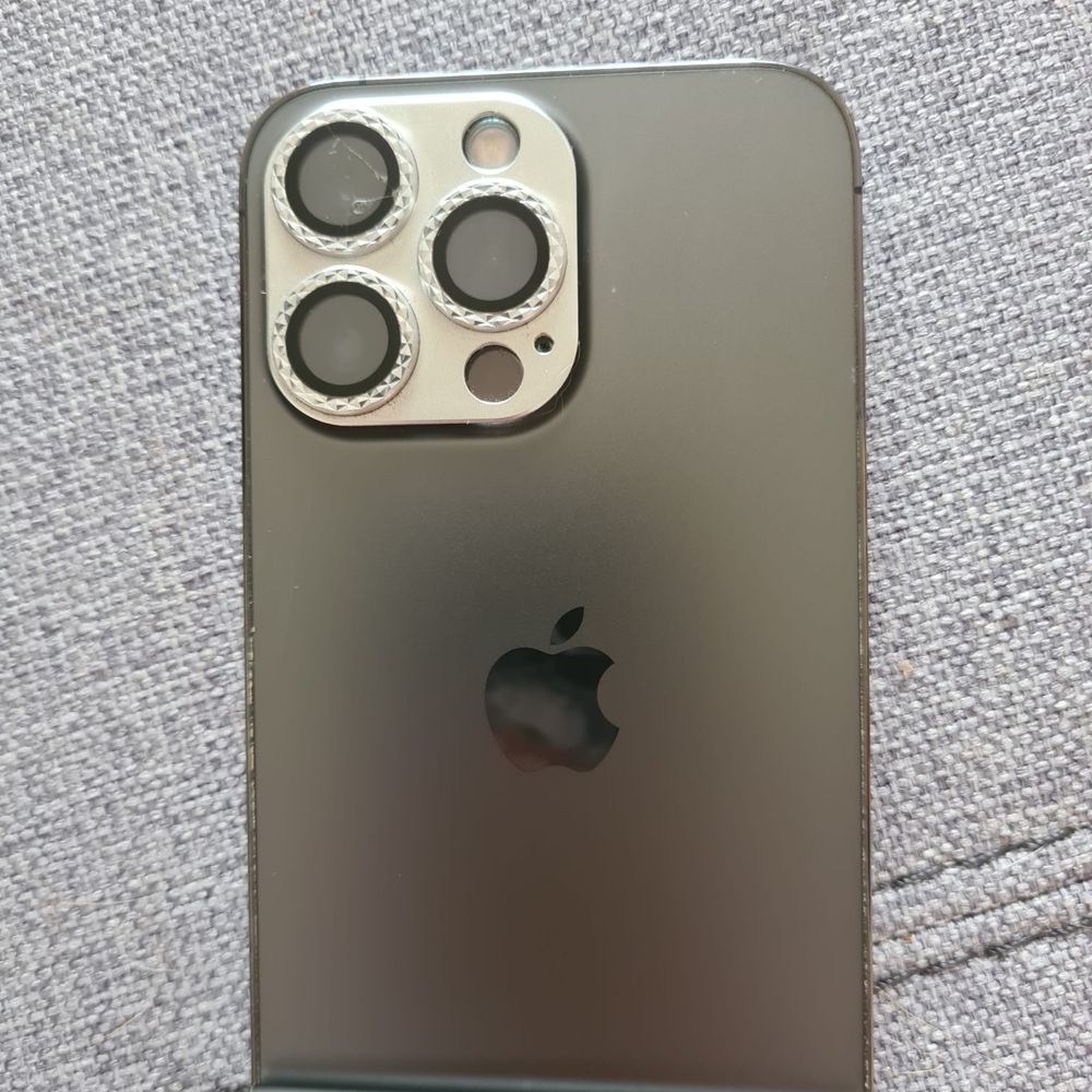 Iphone 13 pro bem estimado