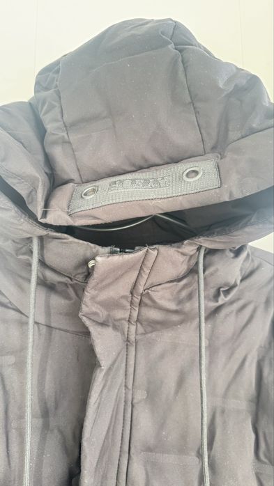 Продам мужской пуховик раз 3 хl в хорошем состоянии