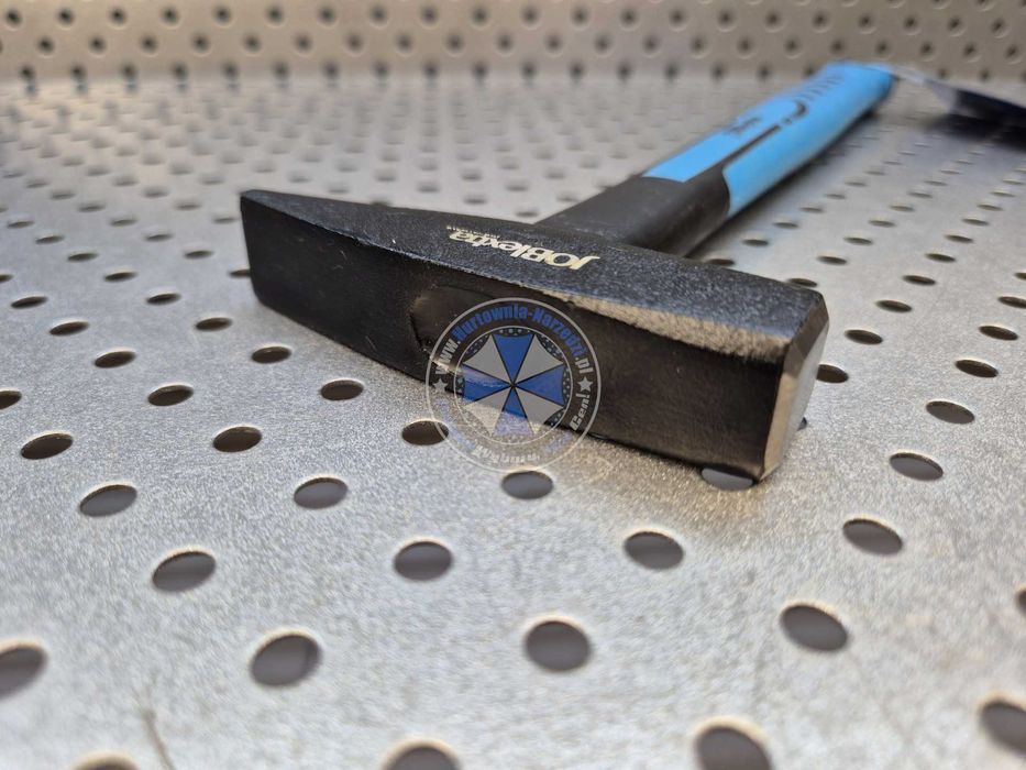 Młotek 0,2kg Młotek ślusarski FIBERGLASS 200g młotek 200g