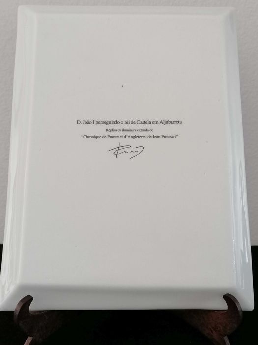 Bandeja  D. João I perseguindo o rei de Castela em Aljubarrota
