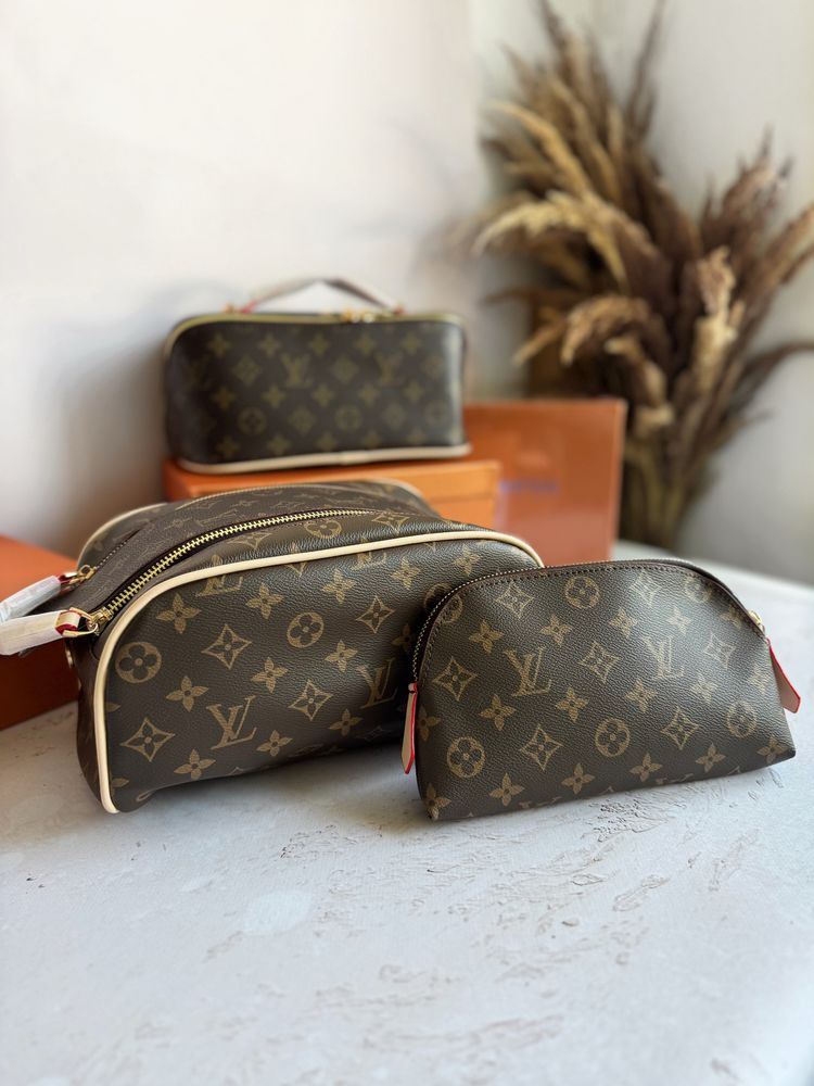 Несессер косметичка коричнева жіноча Louis Vuitton луі вітон LV шкіра