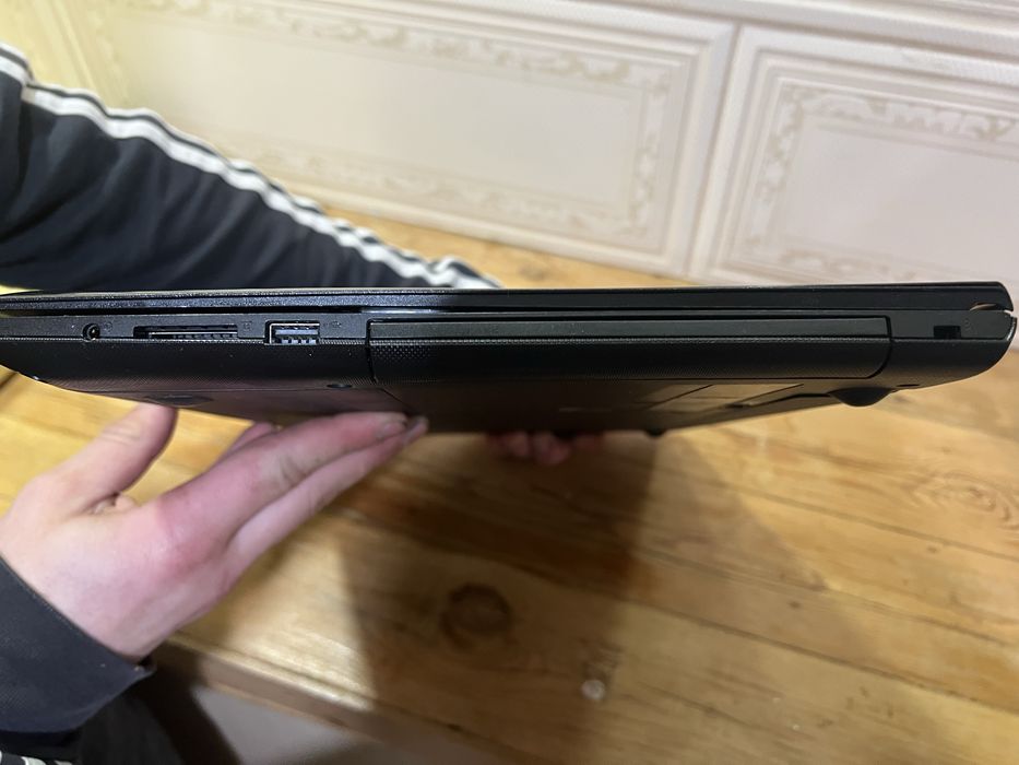 Продам ноутбук леново