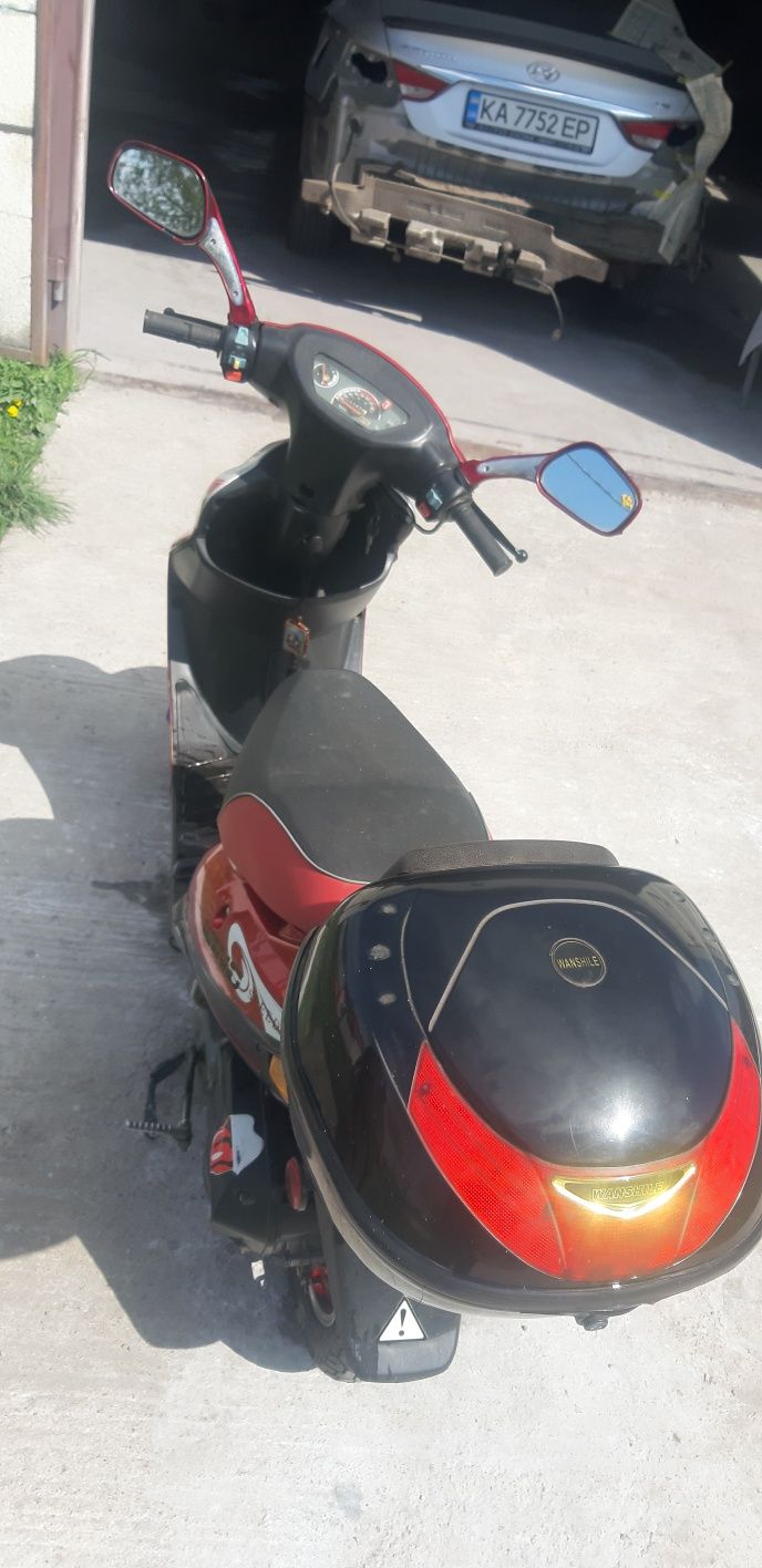 Продам скутер VIPER