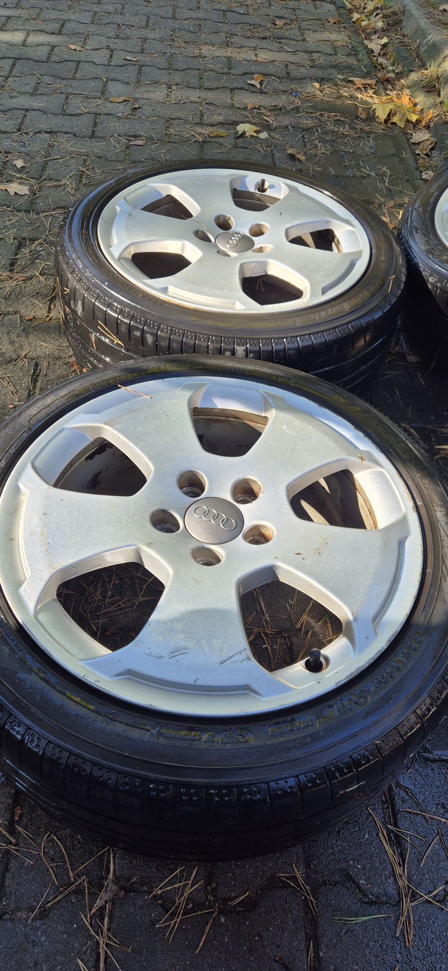 Felgi Audi A3 A4  i i inne  5*112. 17 cali
