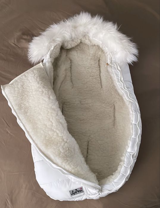 Конверт DoRechi на овчині, зимовий конверт для вашого немовля.
