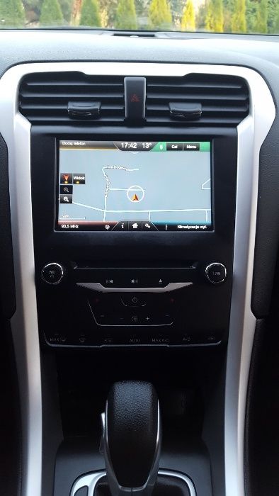 Przerabianie przeróbka lampy lamp ford Fusion USA Łódź sync pl nav lci