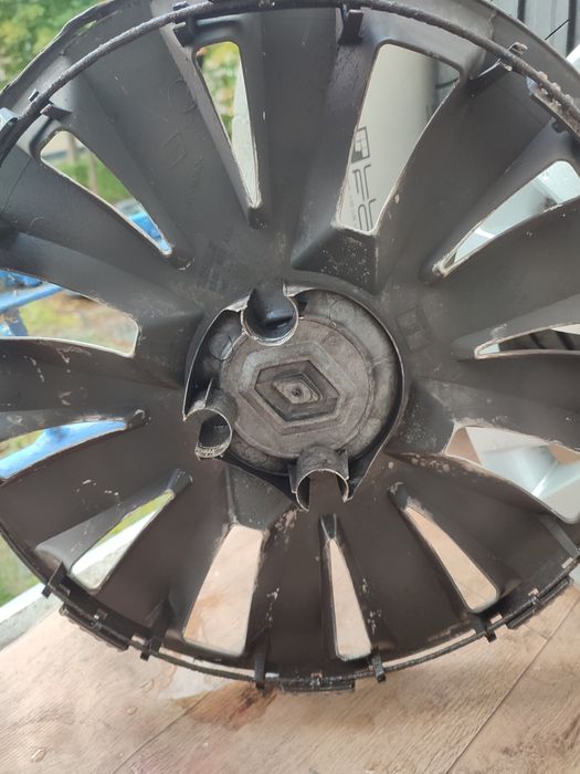 Ковпаки 15д до Renault