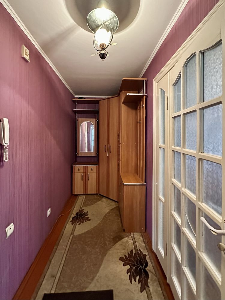 Продаж 3-к квартири по вул. Конякіна