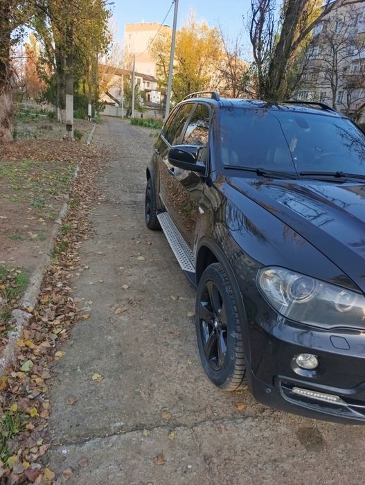 Продам БМВ х5 е70