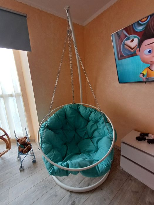 Крісло-кокон папасан, крісло-гойдалка, підвісне зі стойкою