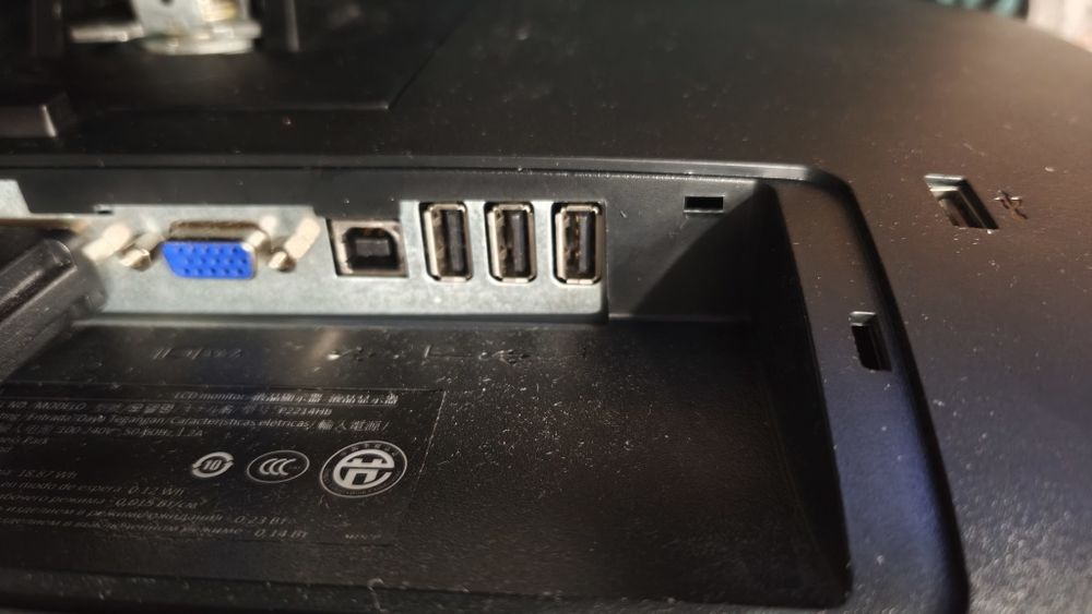 Monitor LCD DELL 21"