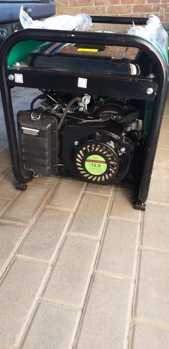 NOWY agregat prądotwórczy , moc 3500W