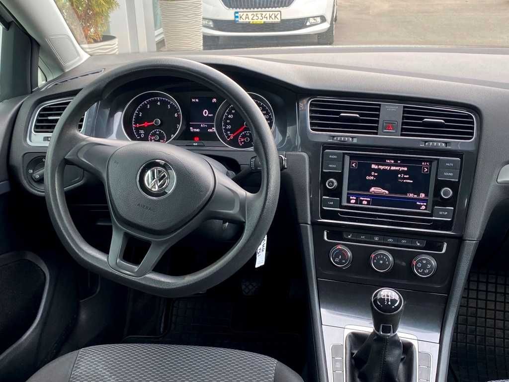 Volkswagen Golf 2018 1.0 TSI MT OFFICIAL