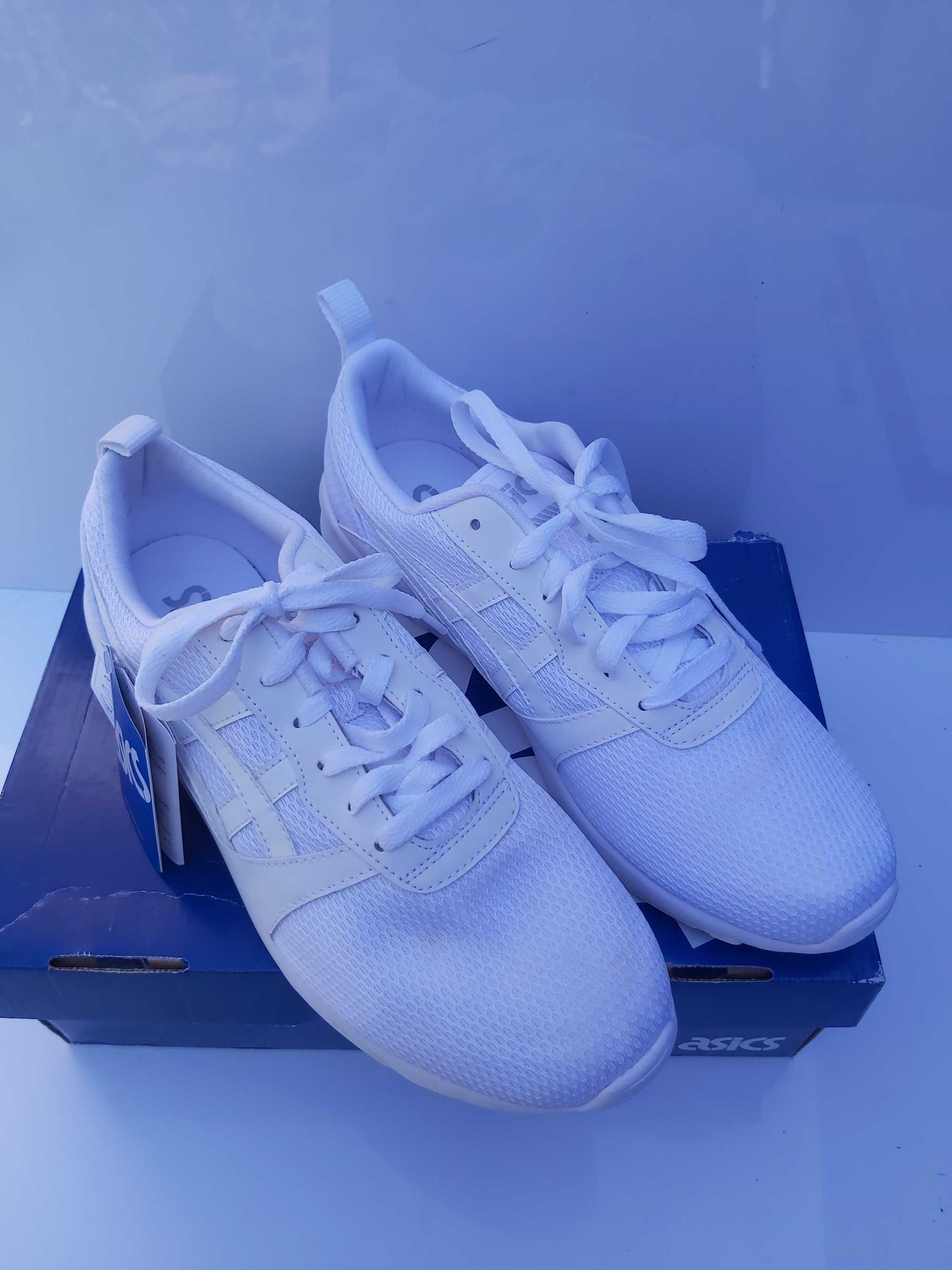 Sportowe buty ASICS białe sneakersy 44