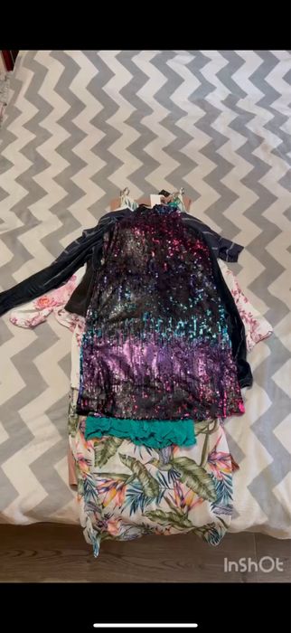 Продам лот речей суня, кофта, шорти, платье