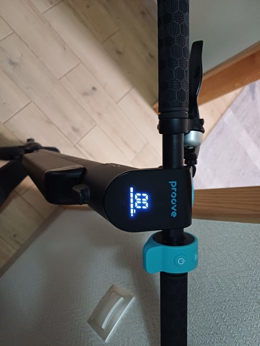 Електросамокат Proove