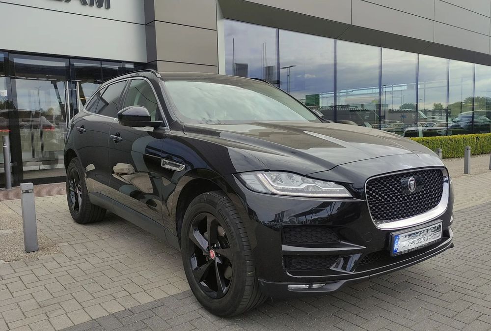 Jaguar F-Pace