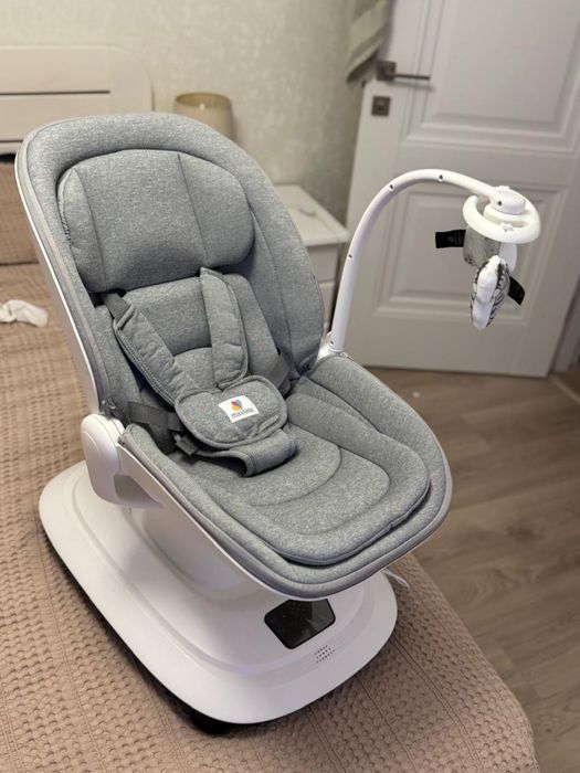 Заколисуючий центр Mastela