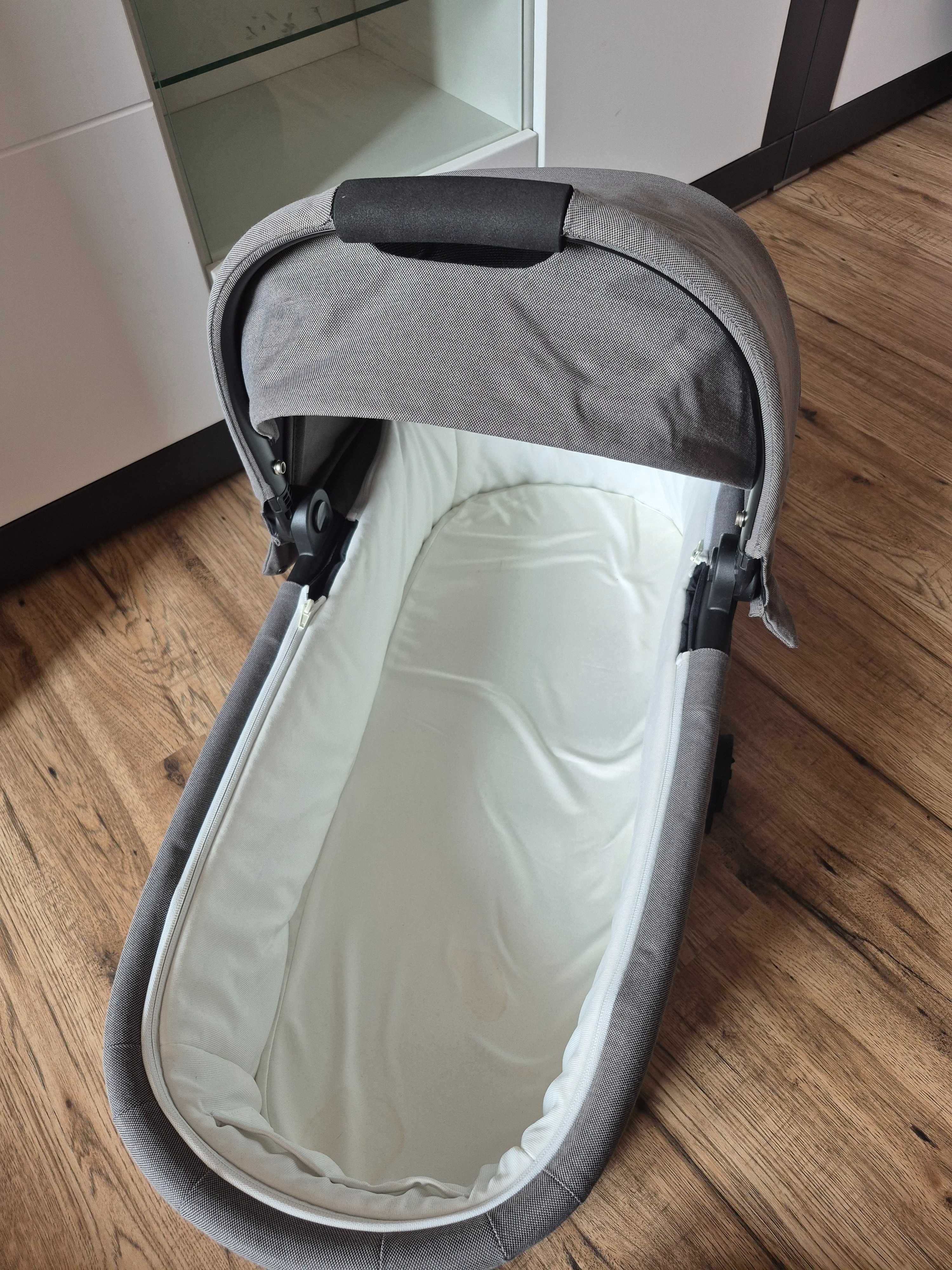 Gondola CYBEX Balios s lux