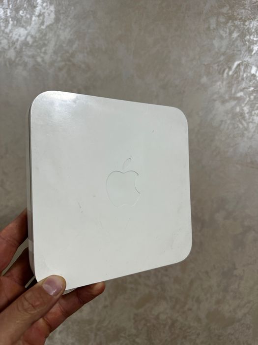 Apple AirPort Extreme Base Station A1143 роутер , станция wi-fi