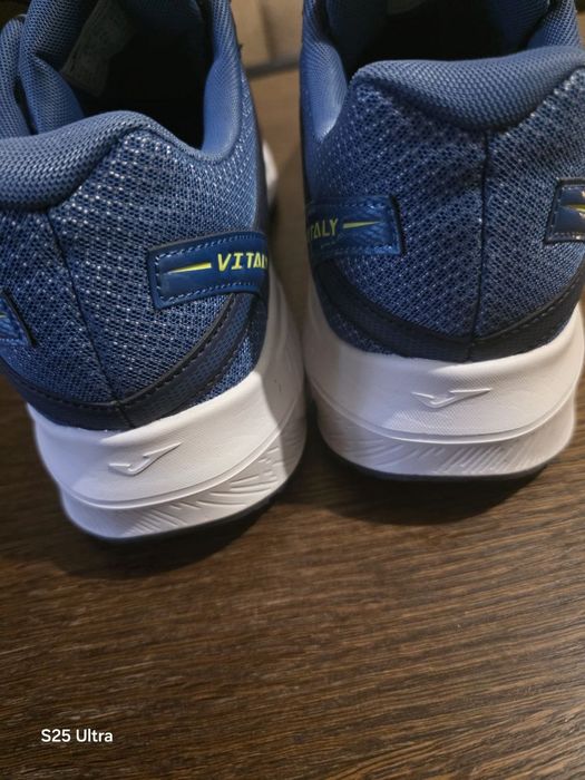 Кросівки Joma 48р