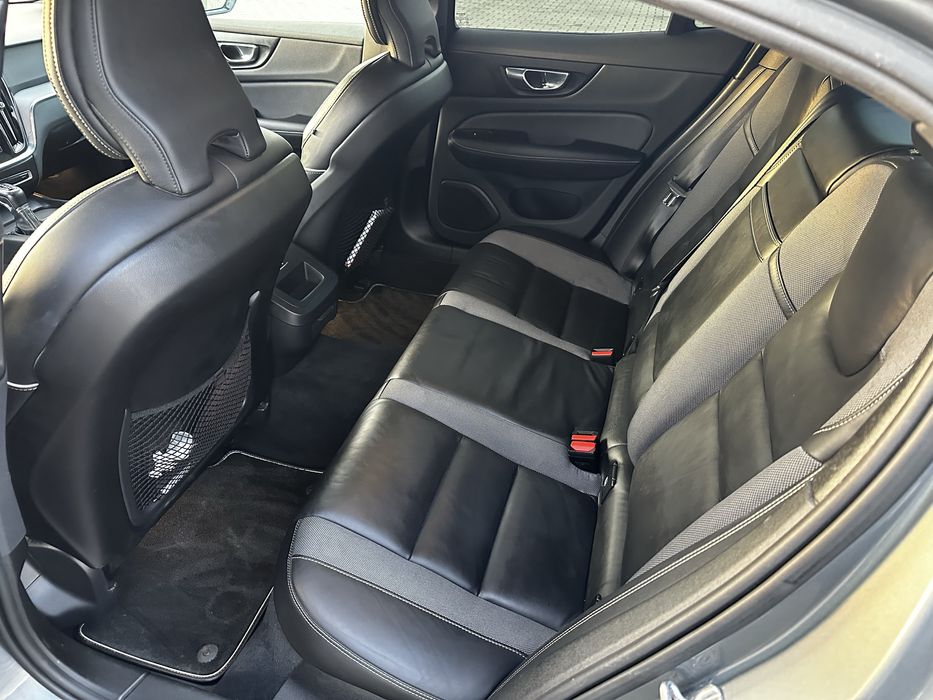 Volvo S60 T5 R-Design