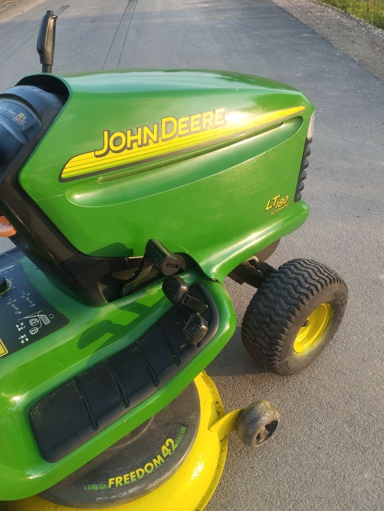 Traktore kosiarka hydro  John Deere 15 HP nie Briggs Stiga alko
