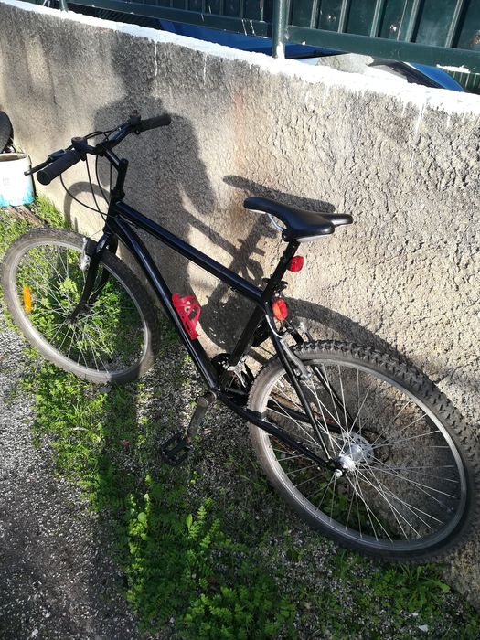 Vendo bicicleta btt shimano roda 26 adulto usada em bom