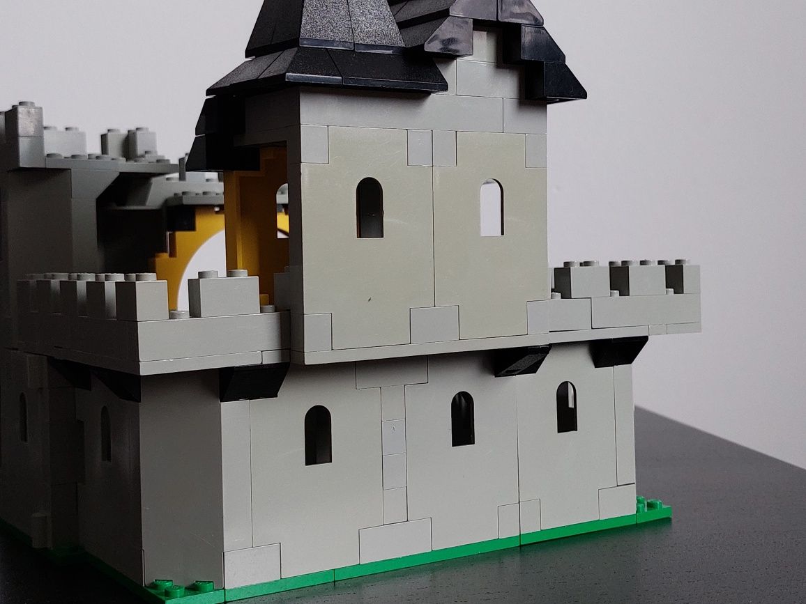 Lego Castle 6074 Black Falcon's Fortress