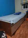 Cama de corpo e meio com 4 gavetões (oferta do colchão)