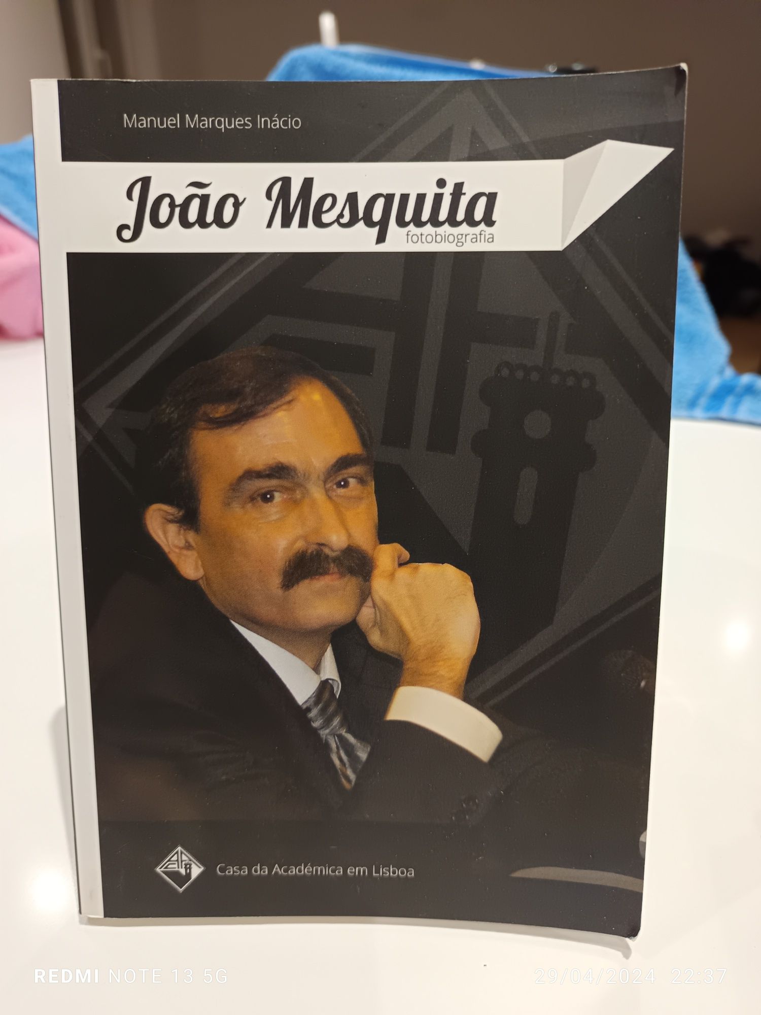 Fotobiografia jornalista João mesquita