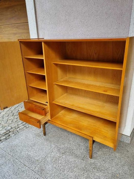 Biblioteczka Witryna Mezulanik Design PRL Lata 60 Czechosłowacja