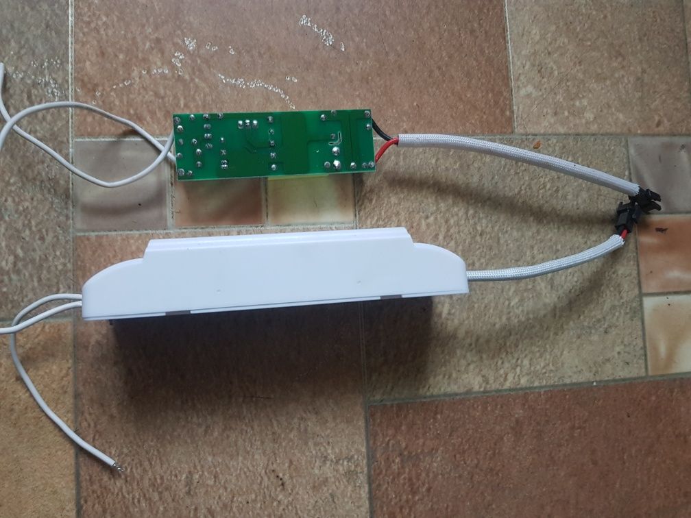 Лед драйвер 36w 75-130v.LED driver для діодів живлення DC 300mA
