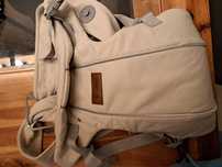 Mochila porta-bebés ergonómica