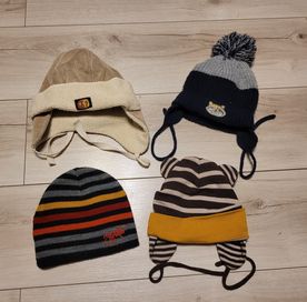 Zestaw czapek firmowych zimowych