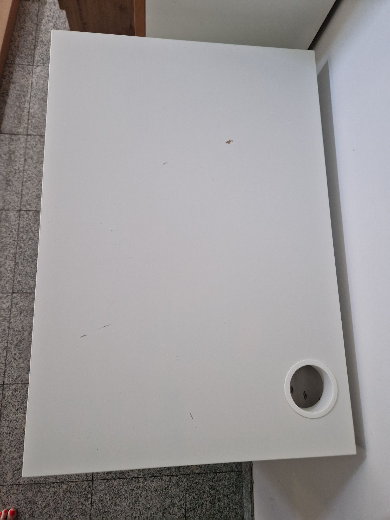 Biurko Micke Ikea