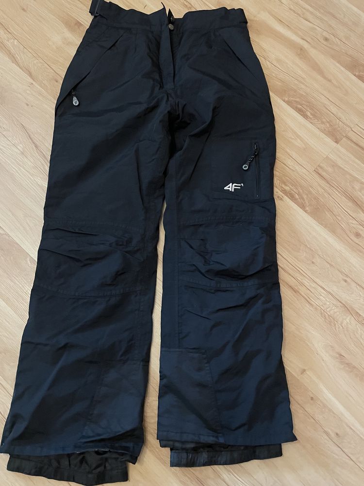 Kurtka narciarska ze spodniami