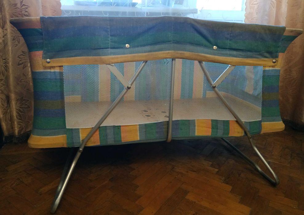 Детская кровать-манеж