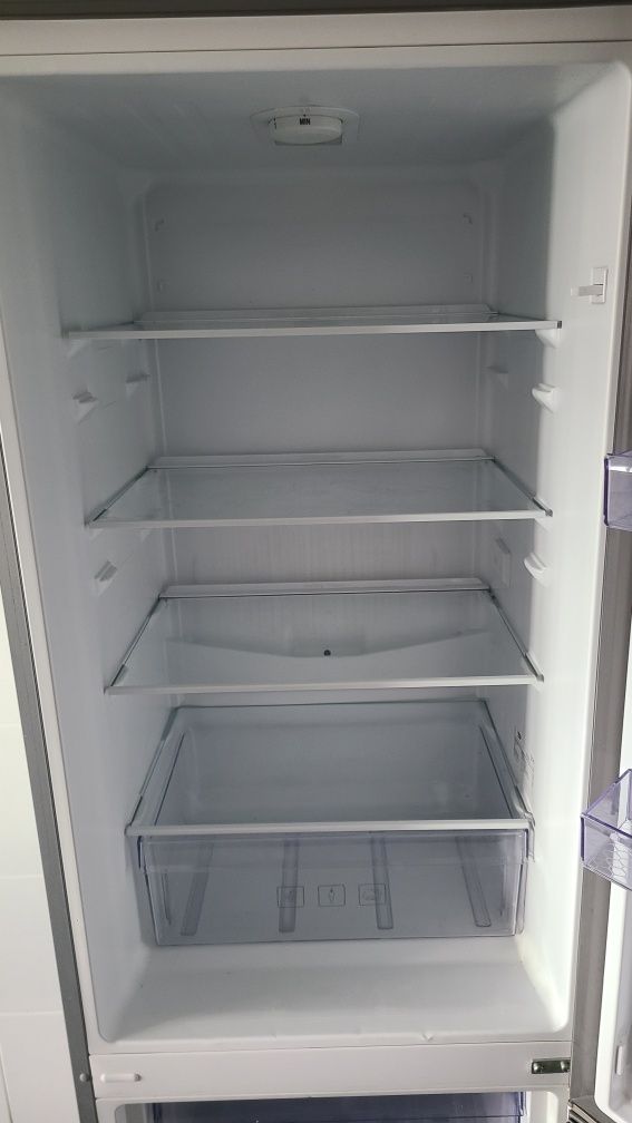 Frigorífico Combinado BEKO