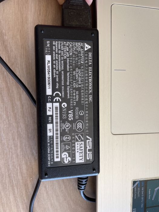 Carregadores originais para portátil Acer Hp Dell Asus e outras marcas