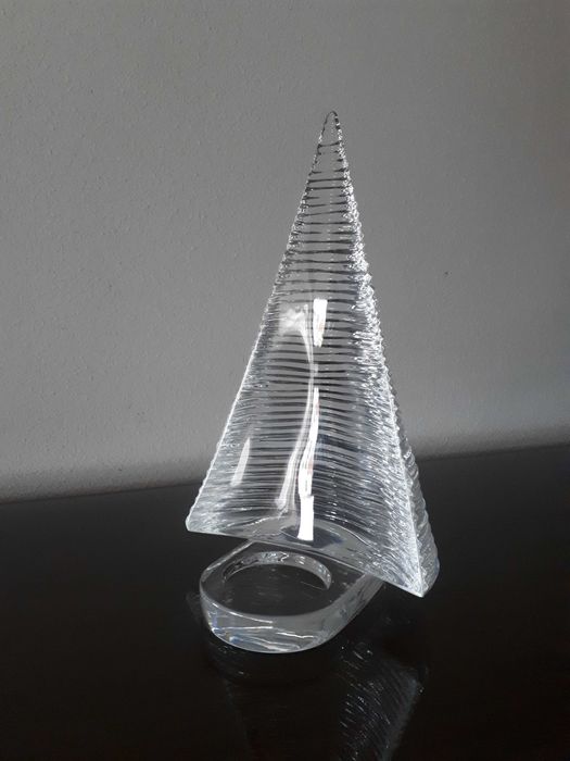 Árvore de Natal em cristal marca Atlantis