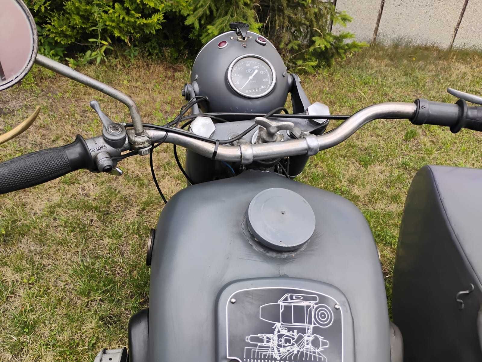 Motocykl M-72 z 1958 roku