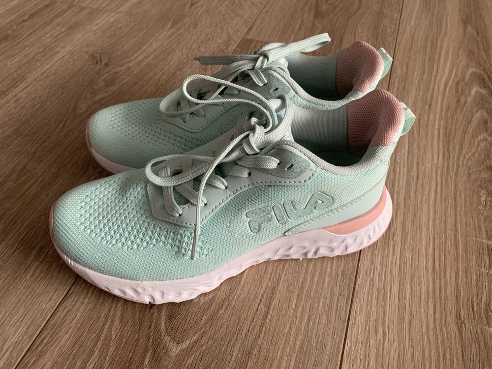 Кросівки жіночі Nike, Adidas, Fila