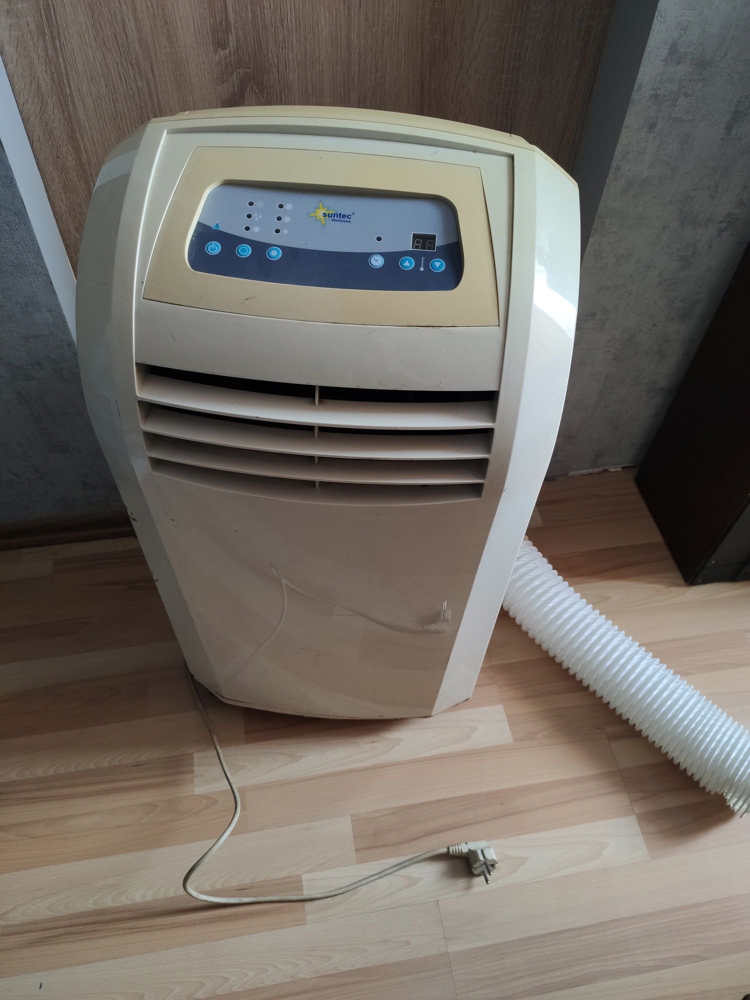 Klima przenośna (820W) oszczędna