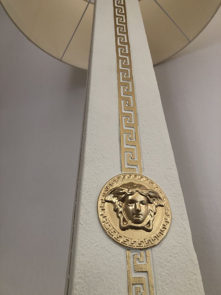 Sprzedam wysoką lampe z meduzą Versace 190 cm