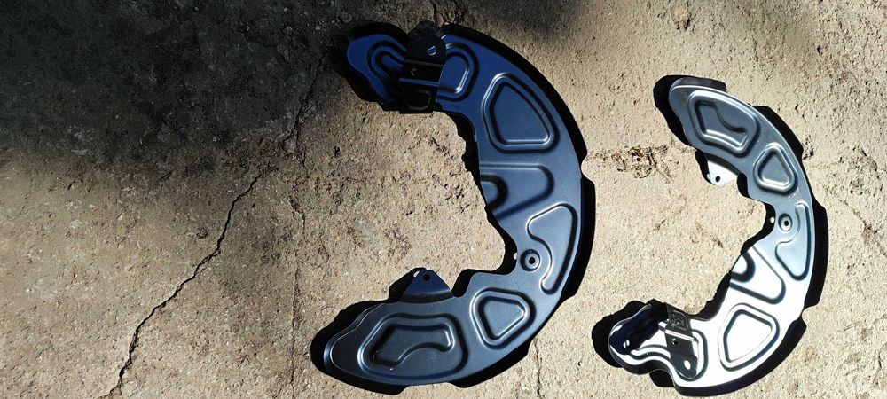 Защитные щитки тормозных дисков Опорные диски Vito w447